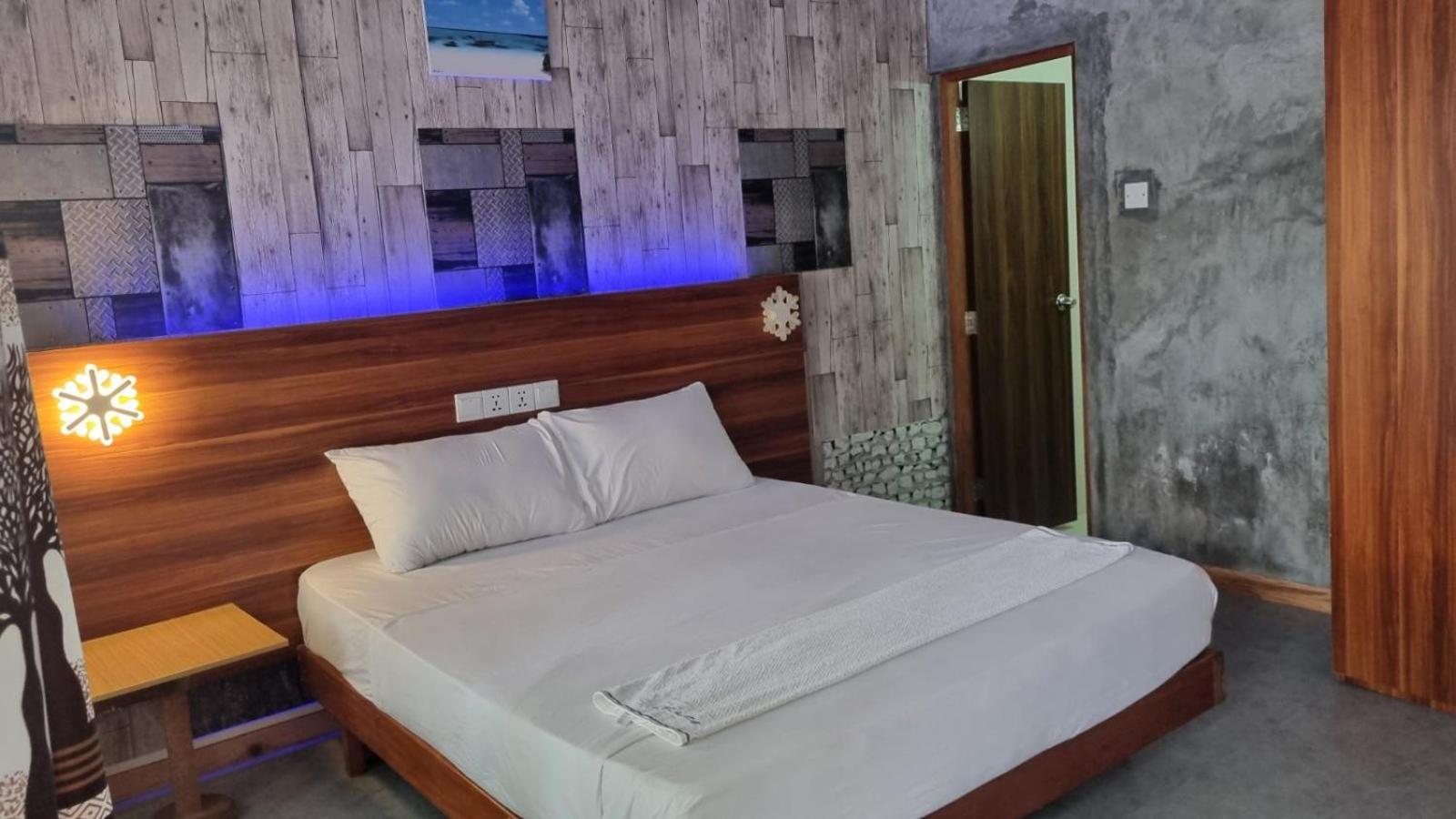 Avanti Surf & Stay Vaadhoo  Exterior photo