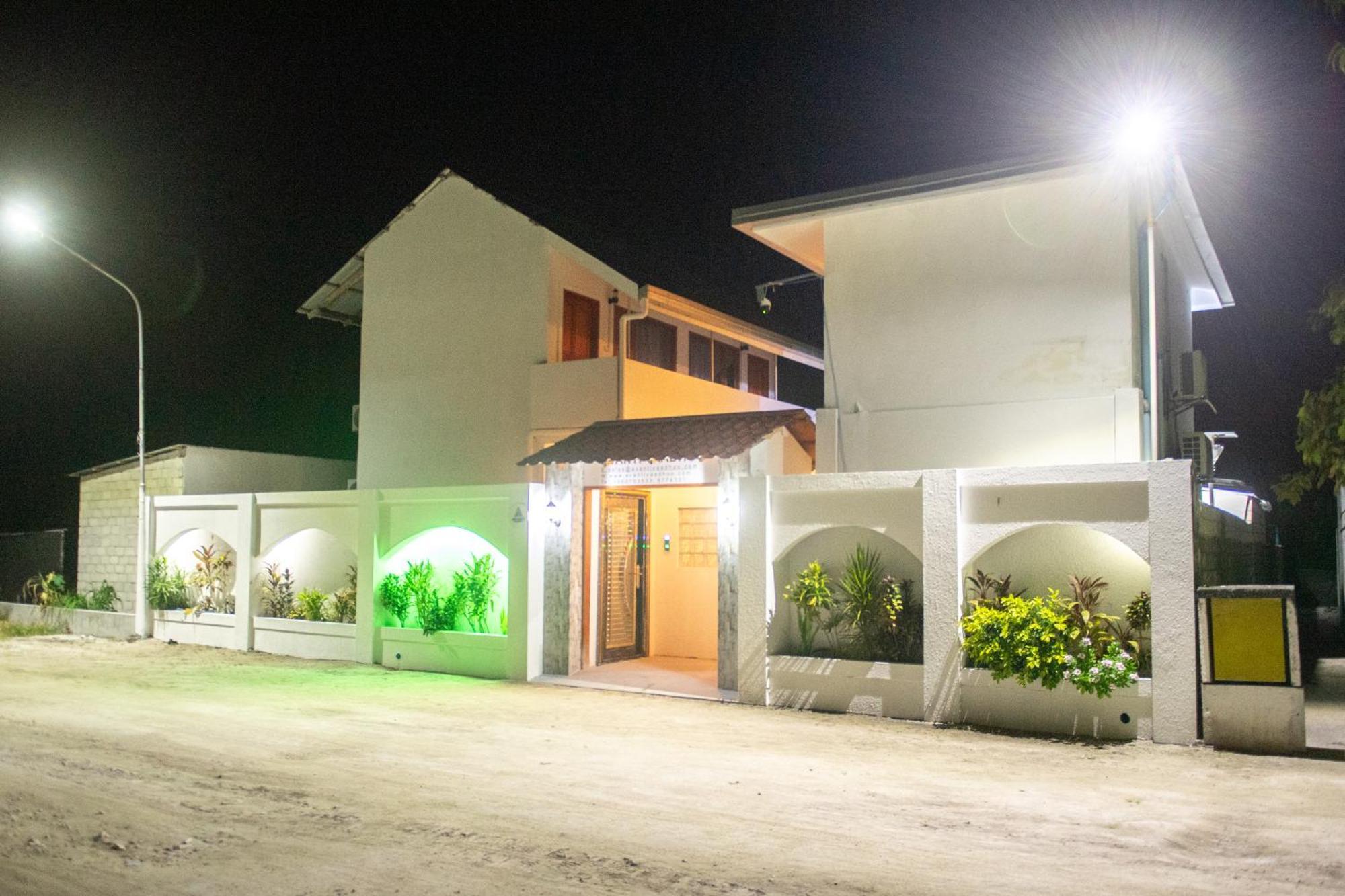 Avanti Surf & Stay Vaadhoo  Exterior photo