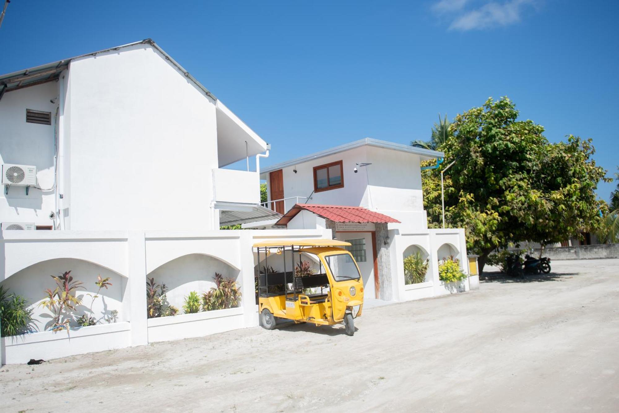 Avanti Surf & Stay Vaadhoo  Exterior photo